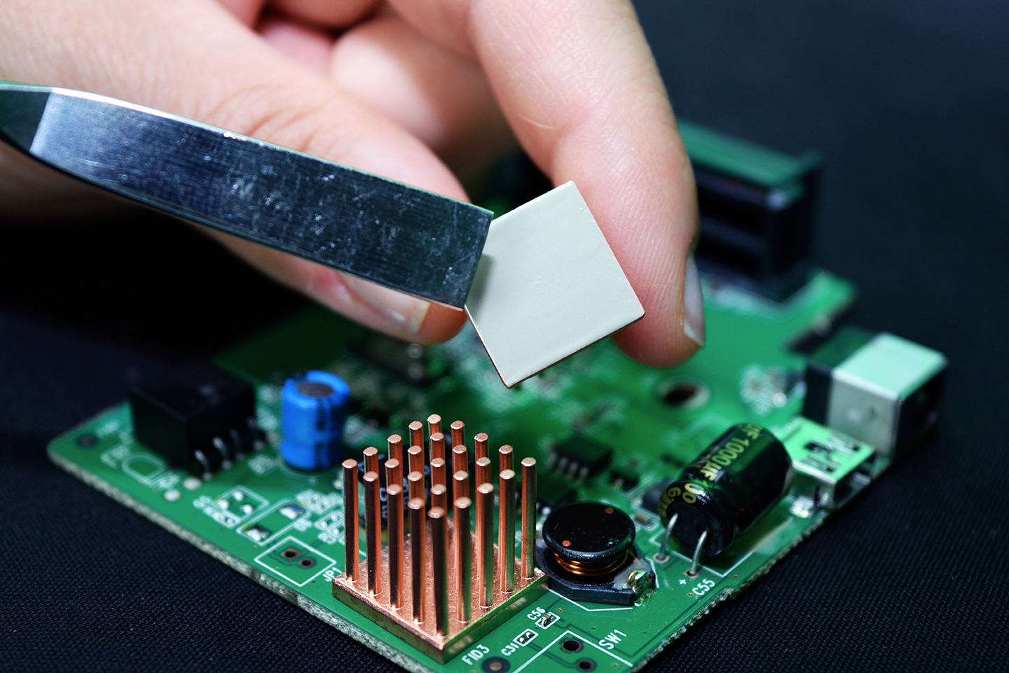 Thermally Conductive Epoxies And Silicones For Heat Sink